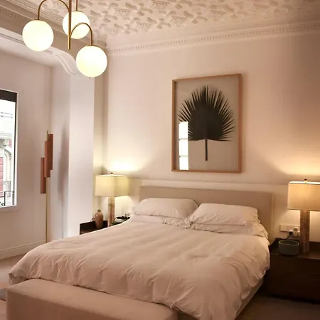 Апартаменты Stylish & Cozy Flat In Heart Of Eixample, *