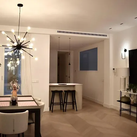 Апартаменты Stylish & Cozy Flat In Heart Of Eixample, Валенсия