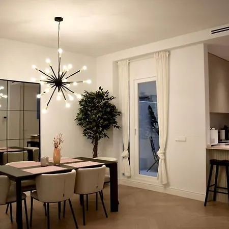 Апартаменты Stylish & Cozy Flat In Heart Of Eixample, *