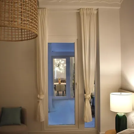 Stylish & Cozy Flat In Heart Of Eixample, * Валенсия