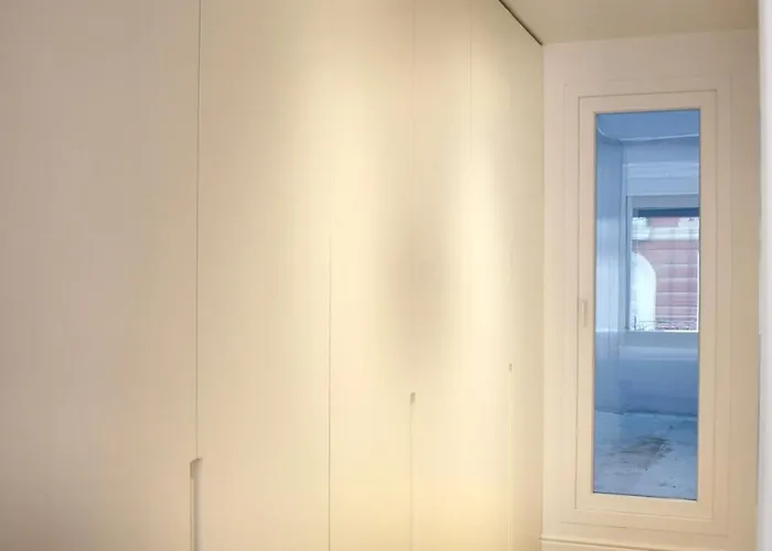 Stylish & Cozy Flat In Heart Of Eixample, Walencja